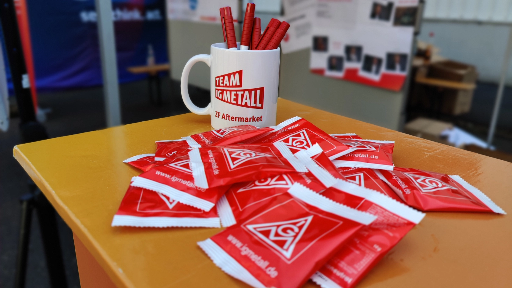 Betriebsversammlung in Form eines Marktes der Möglichkeiten bei ZF Aftermarket