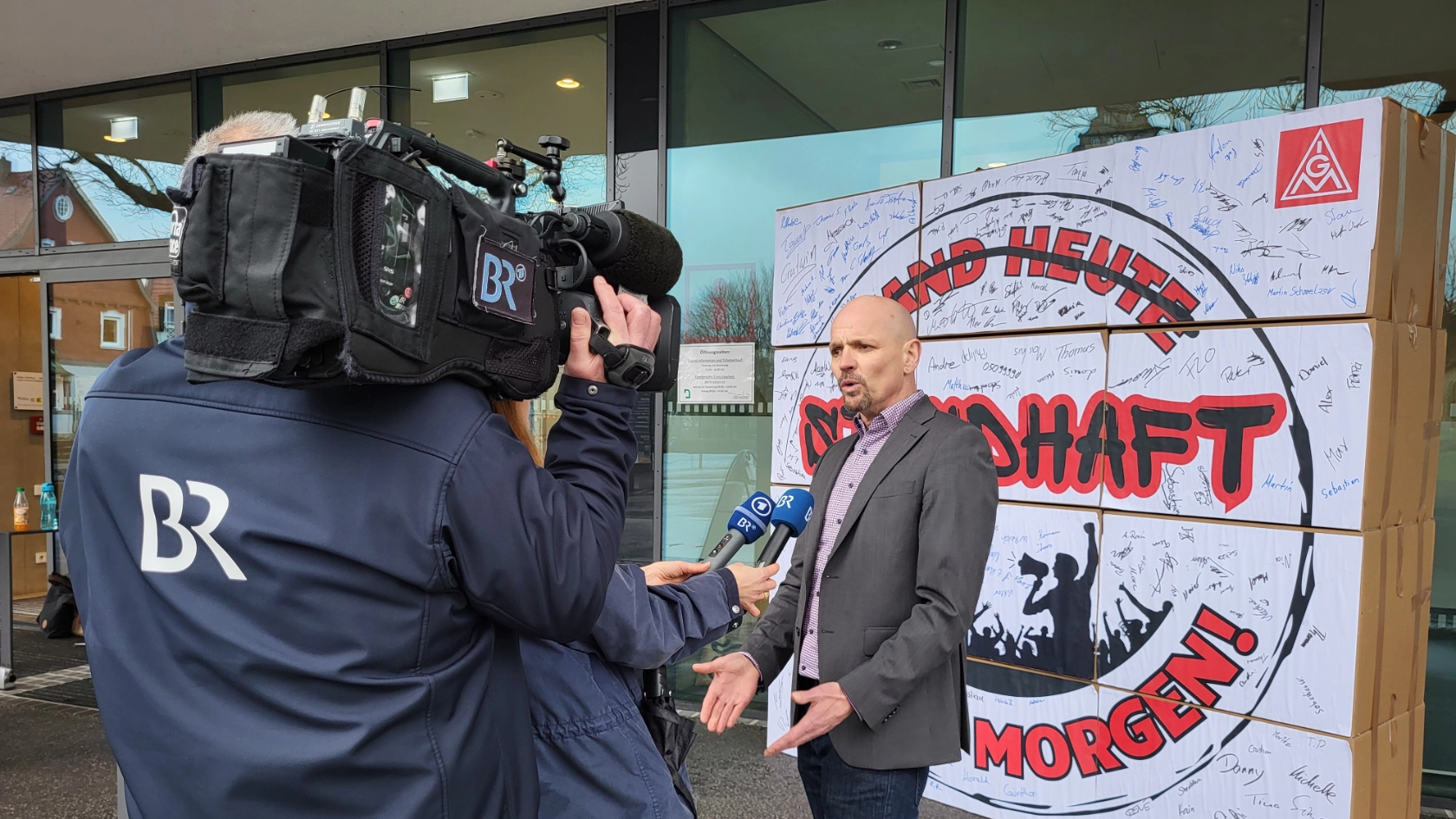 Betriebsversammlung_Valeo_Interview mit Reiner Gehring