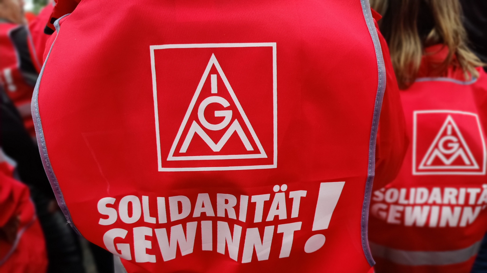 Tarifrundenauftakt in Nürnberg an der Meistersingerhalle