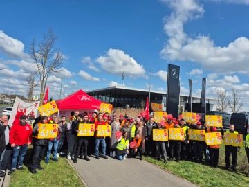 Beschäftigte von Emil Frey in Schweinfurt machen Druck auf Arbeitgeber 