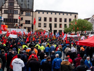 Über 5.000 Beschäftigte setzen sich bei Aktionstag für die Zukunft der Industriearbeit ein